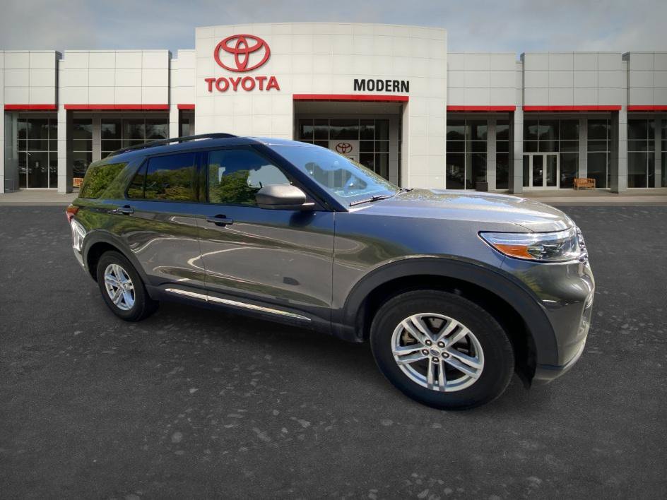 Used 2020 Ford Explorer XLT w/ Class III Trailer Tow Package AWD/4WD image 18