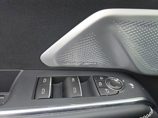 Used 2025 GMC Acadia Denali w/ Super Cruise Package image 11