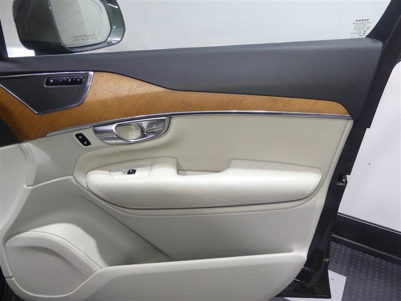 Used 2018 Volvo XC90 T6 Inscription w/ Convenience Package AWD/4WD image 19