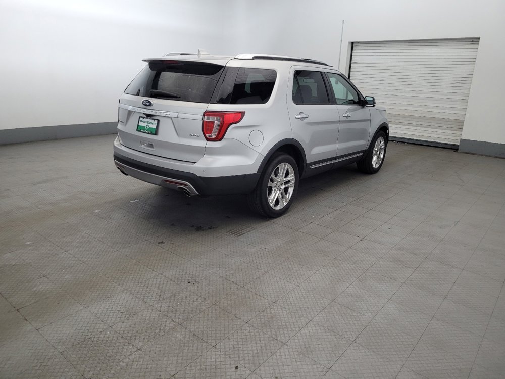 Used 2016 Ford Explorer Limited w/ Equipment Group 301A AWD/4WD image 9