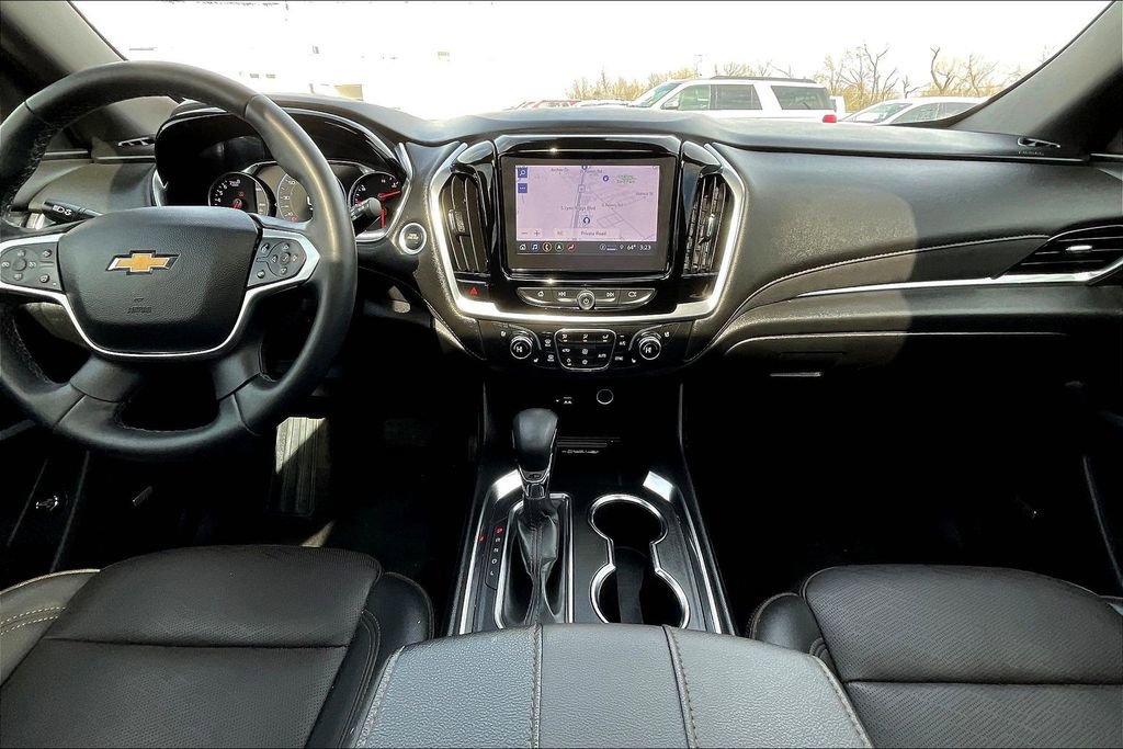 Used 2023 Chevrolet Traverse High Country image 15
