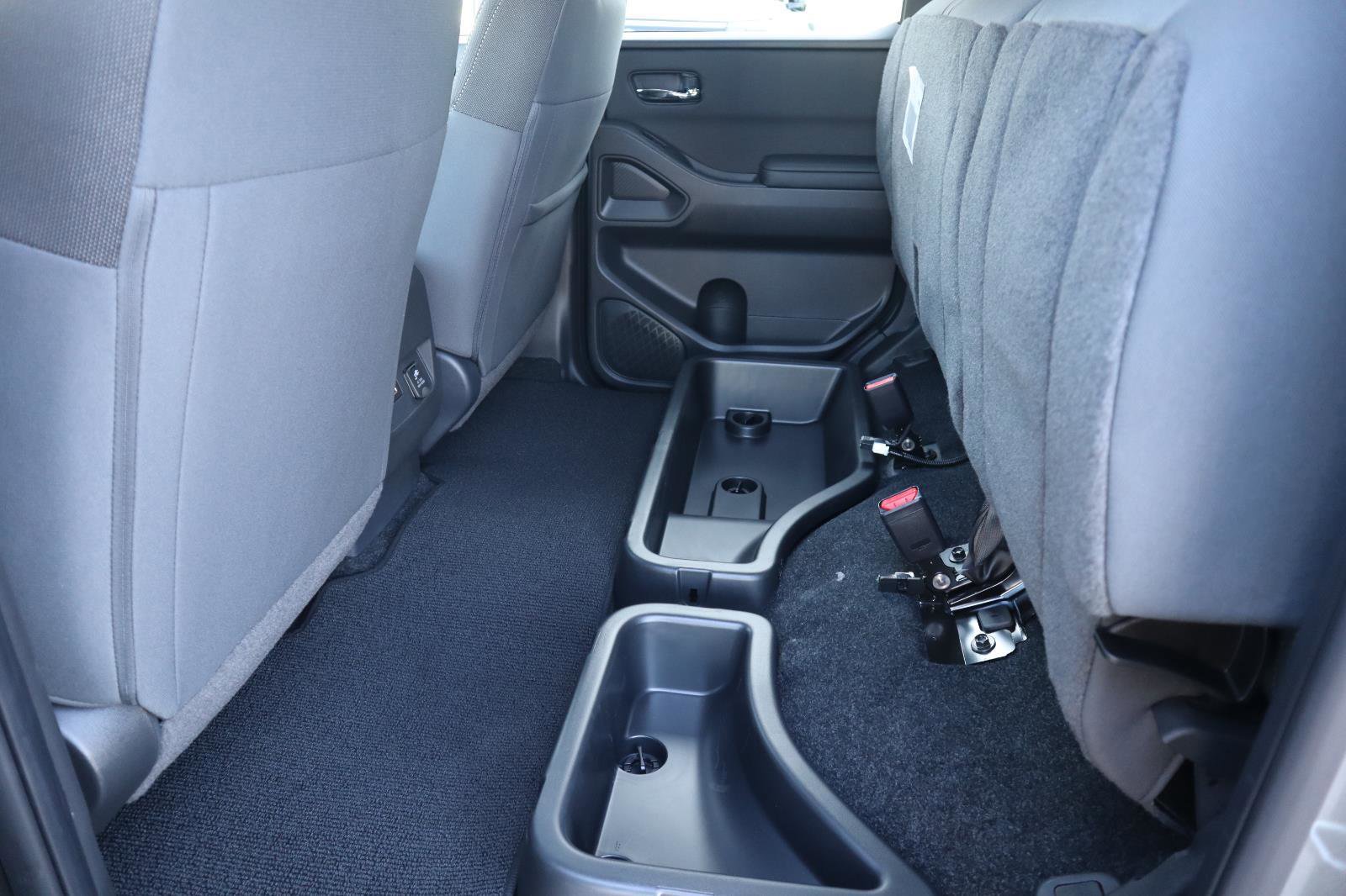 New 2026 Nissan Frontier SV image 38