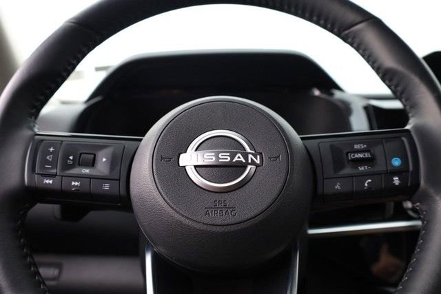 Certified 2025 Nissan Pathfinder SL AWD/4WD image 10