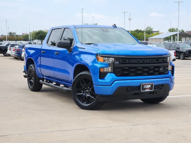Used 2025 Chevrolet Silverado 1500 Custom w/ Turbomax Blackout Package AWD/4WD image 2