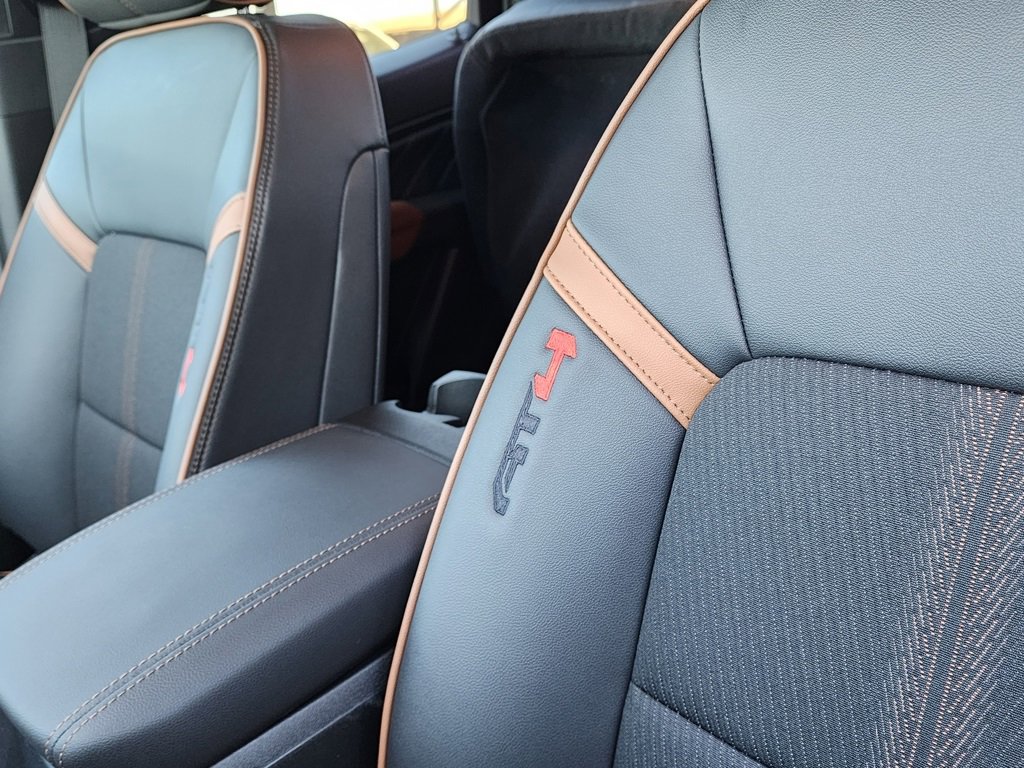 New 2026 GMC Canyon AT4 image 16