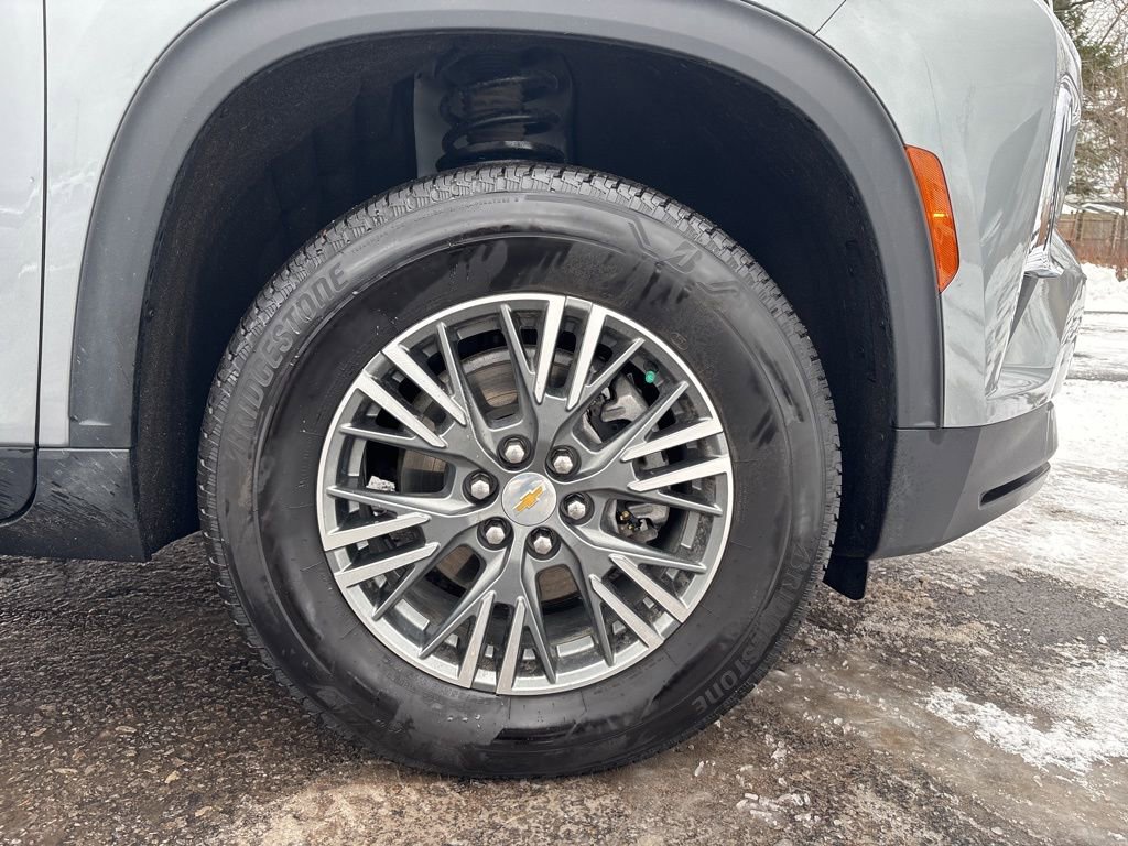 Used 2024 Chevrolet Traverse LT w/ Trailering Package image 27