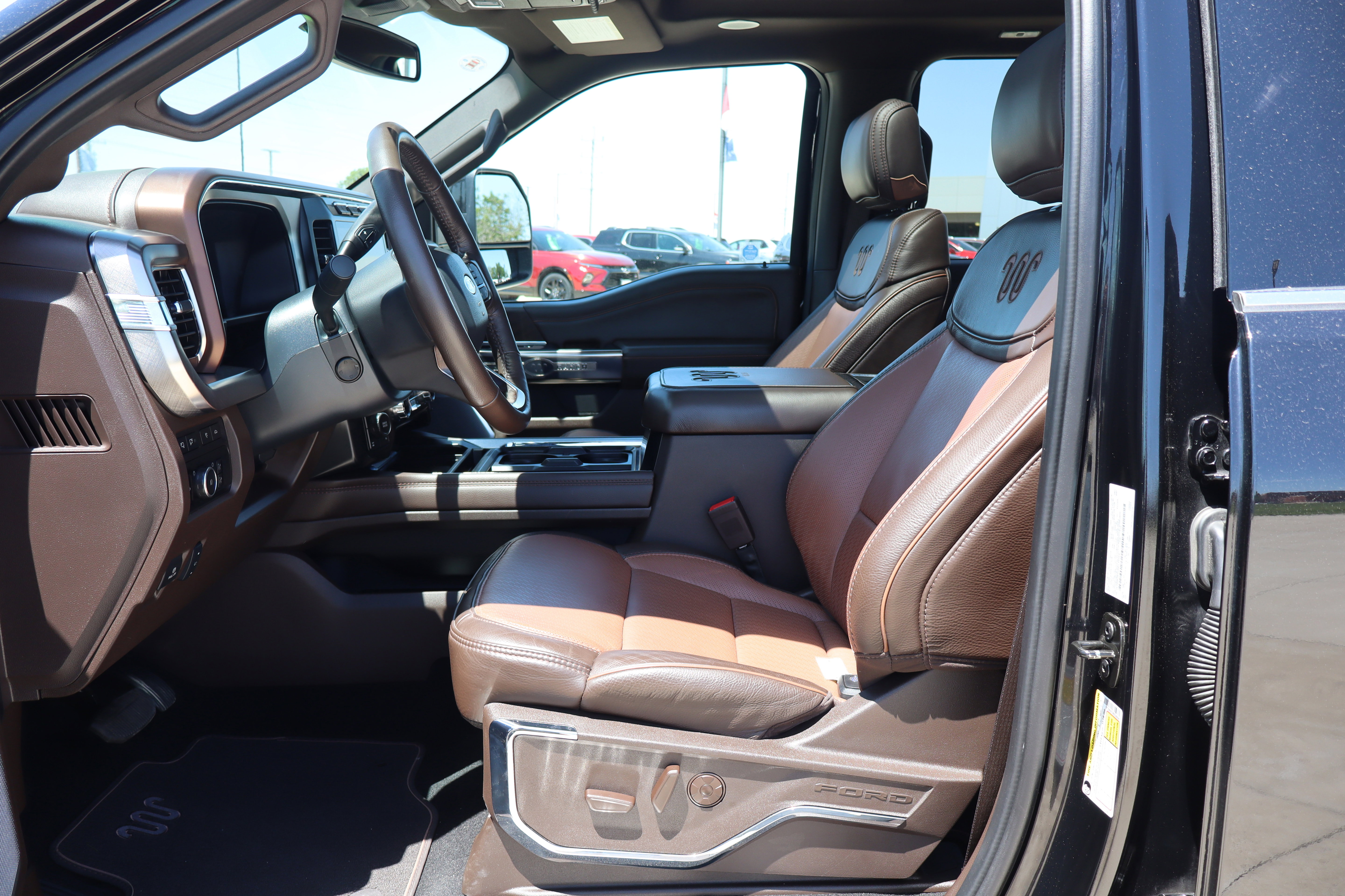 Used 2024 Ford F250 King Ranch AWD/4WD image 10