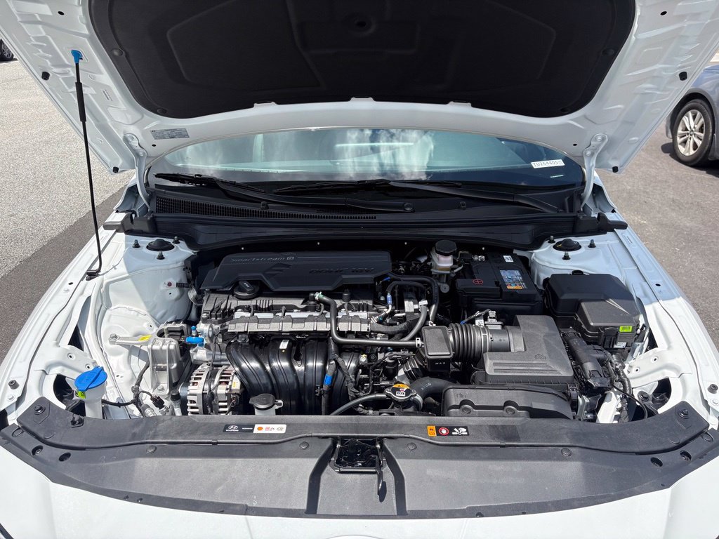 New 2026 Hyundai Elantra SEL Sport FWD image 9
