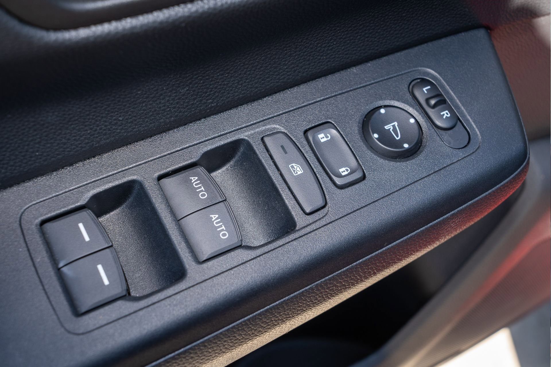 Certified 2024 Honda CR-V Sport image 29