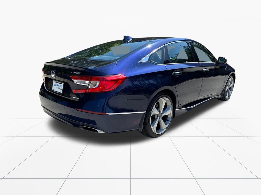 Used 2018 Honda Accord Touring image 8