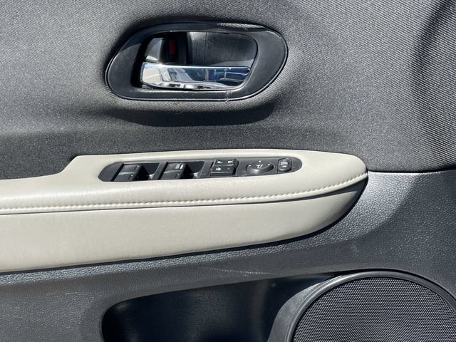 Certified 2021 Honda HR-V LX image 22