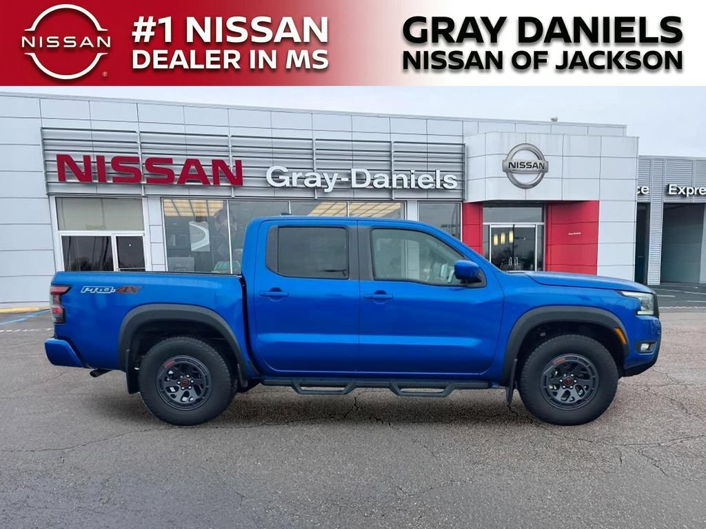 Certified 2025 Nissan Frontier PRO-4X AWD/4WD image 2