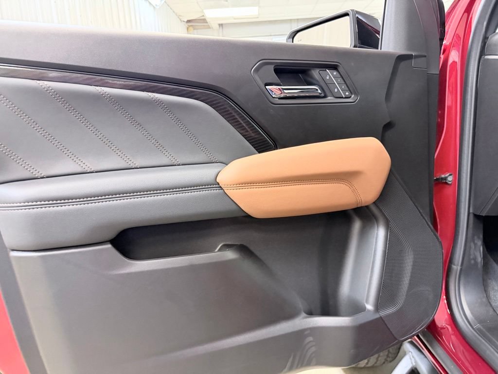 New 2026 GMC Canyon AT4 w/ Technology Plus Package AWD/4WD image 9