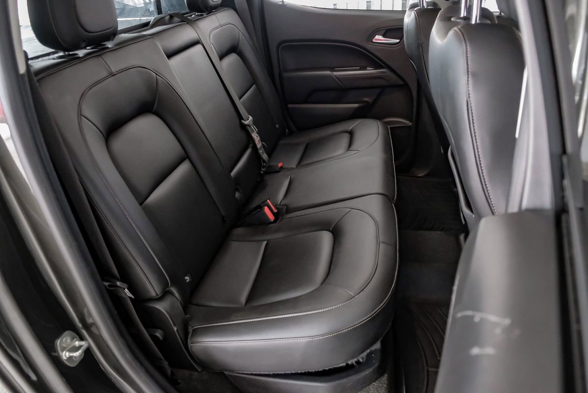 Used 2017 Chevrolet Colorado ZR2 w/ LPO, Premium Interior Package AWD/4WD image 32