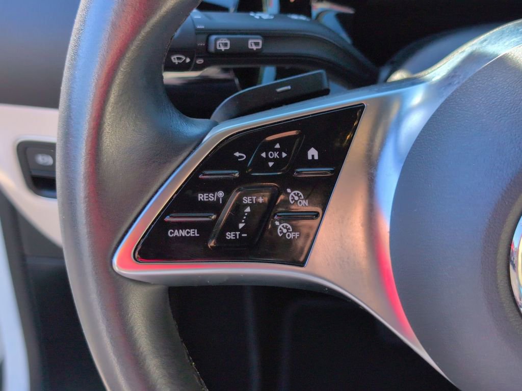 Used 2025 Mercedes-Benz GLA 250 4MATIC image 21