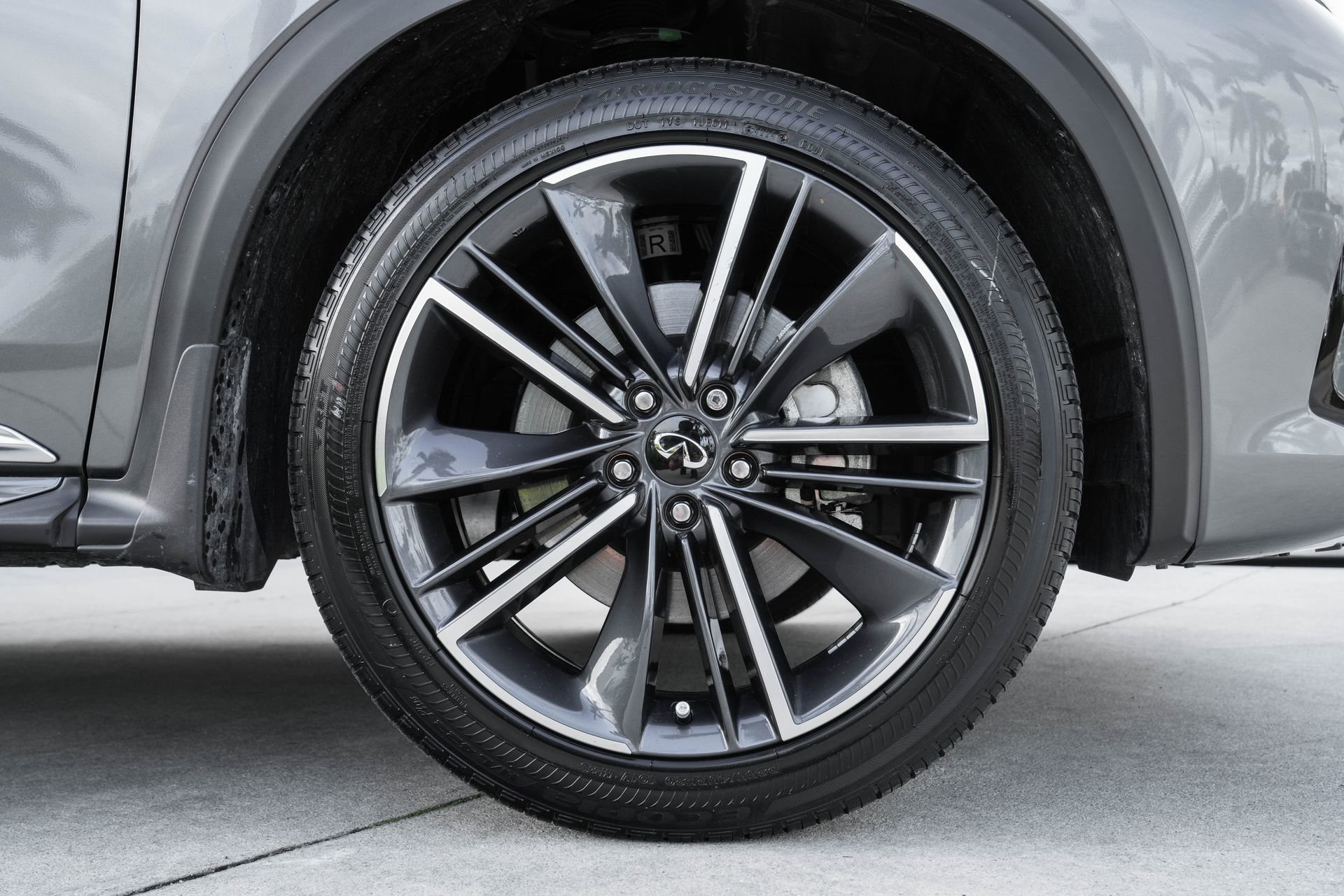 Used 2025 INFINITI QX55 Luxe w/ Accent Package image 23