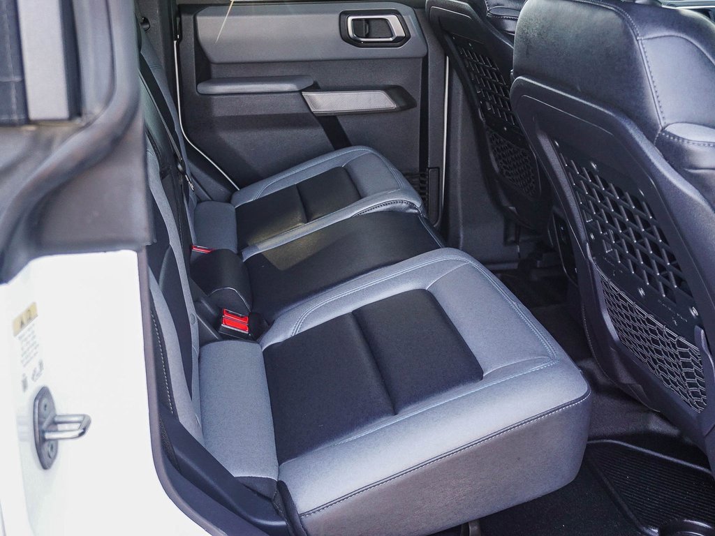 Used 2022 Ford Bronco Black Diamond image 14