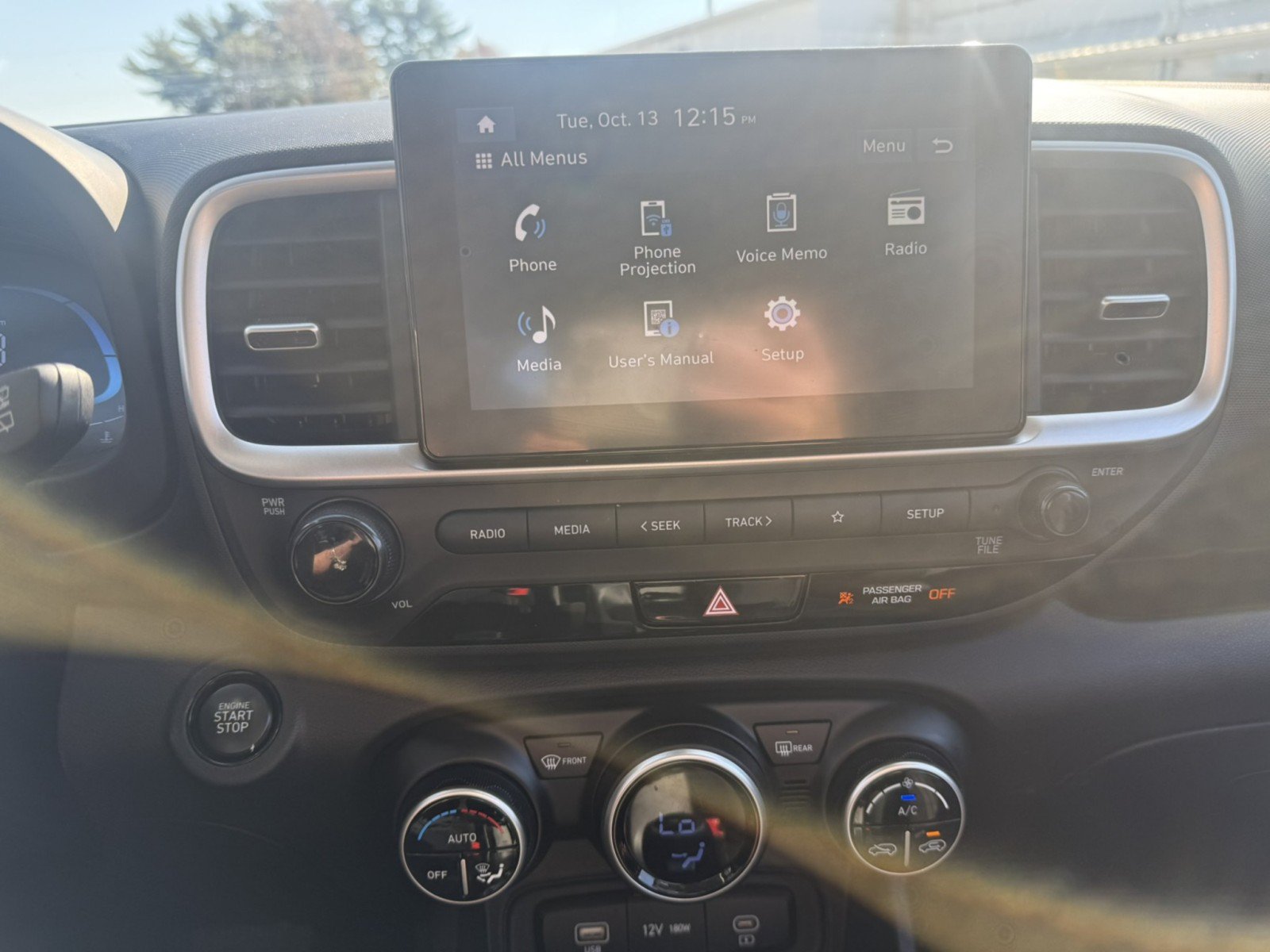 Used 2025 Hyundai Venue SEL FWD image 15