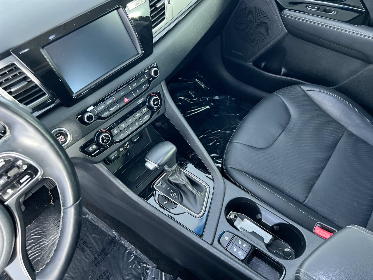 Used 2019 Kia Niro Touring FWD image 19