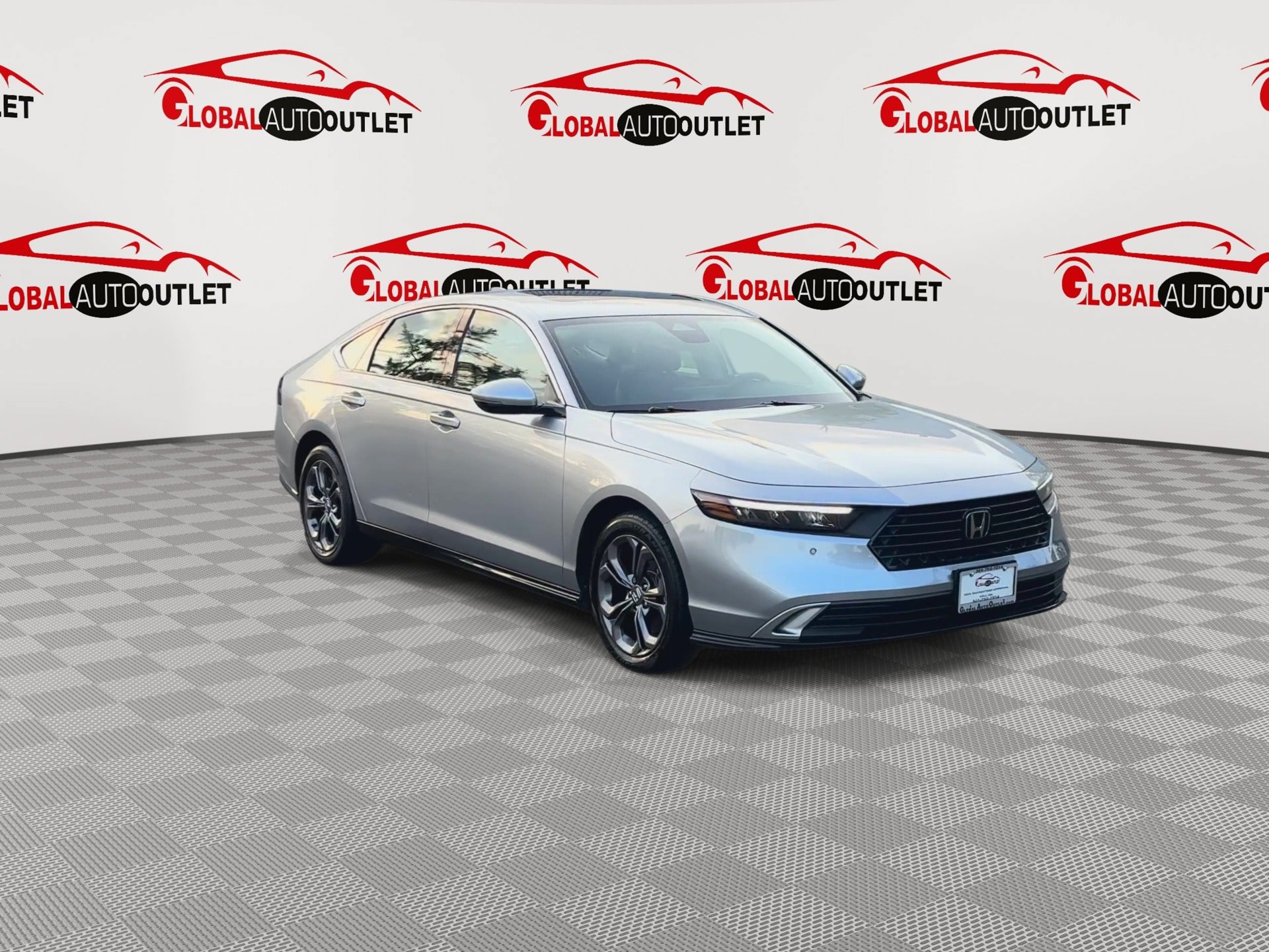 Used 2024 Honda Accord EX-L image 3