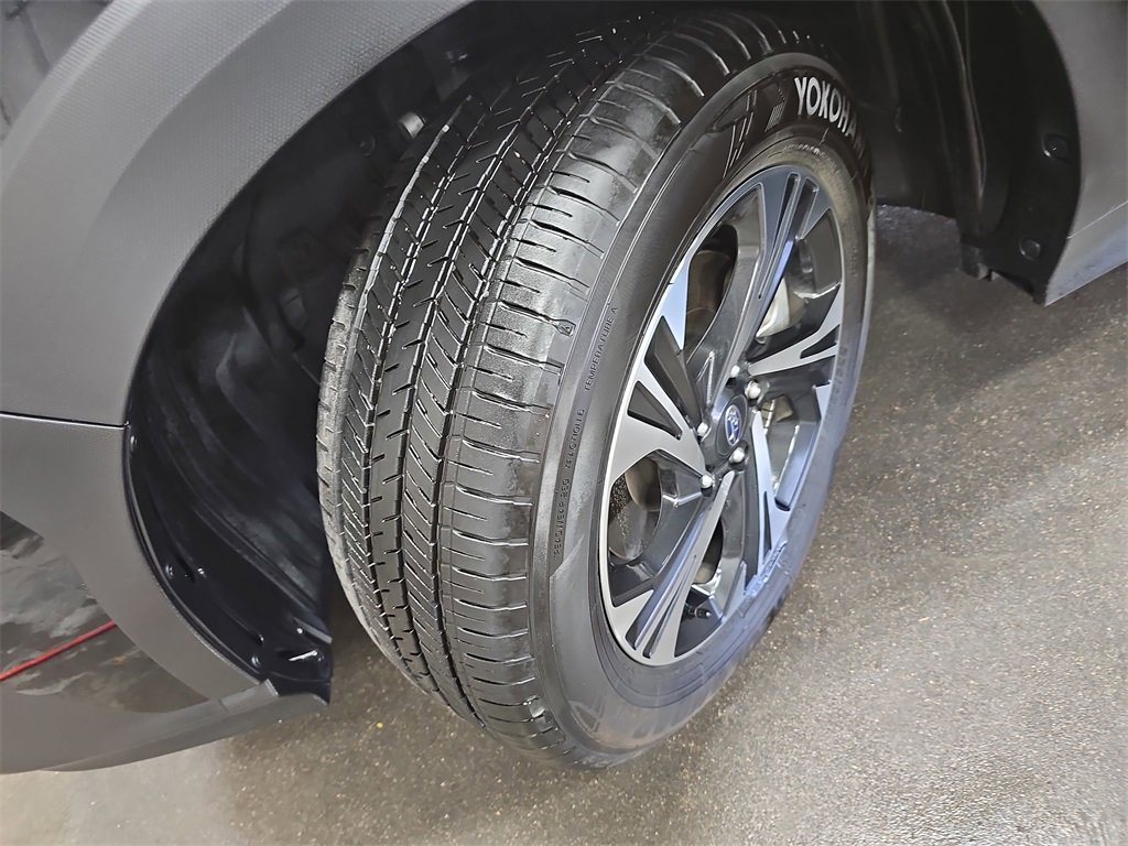 Used 2024 Subaru Crosstrek 2.0i Premium image 31