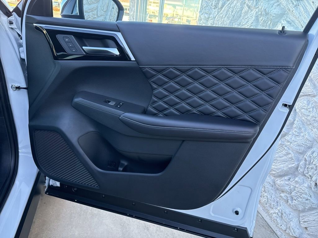 New 2025 Mitsubishi Outlander SEL AWD/4WD image 31