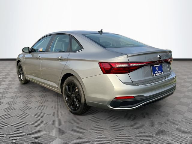 New 2026 Volkswagen Jetta SE FWD image 5