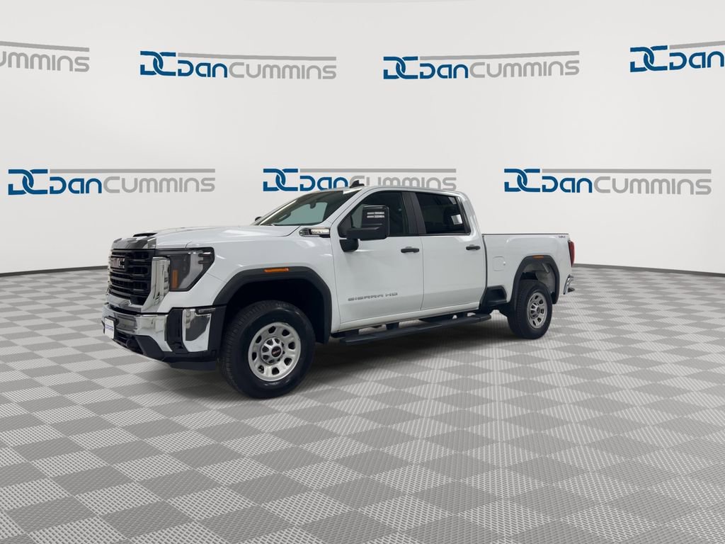 Used 2024 GMC Sierra 2500 Pro w/ Convenience Package image 4