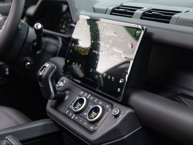 New 2026 Land Rover Defender 110 X-Dynamic SE AWD/4WD image 29