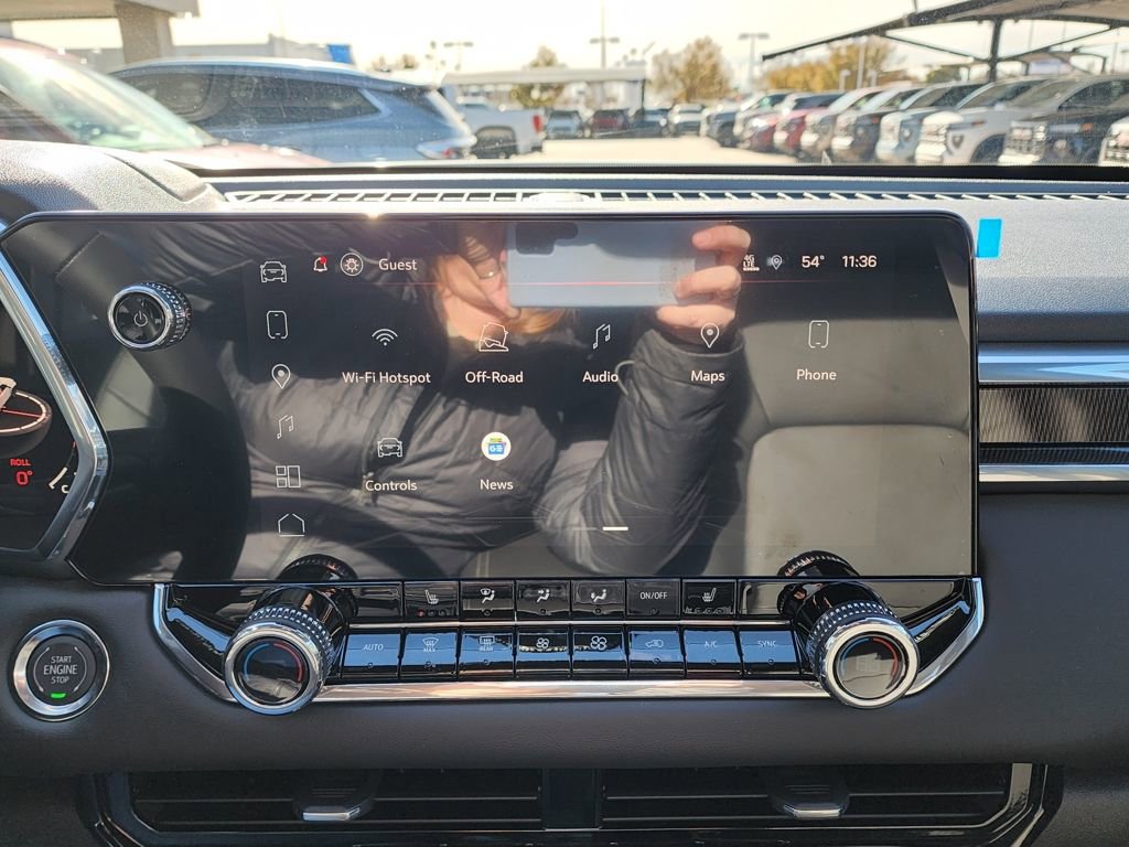 New 2026 GMC Canyon Elevation w/ Convenience Package image 27