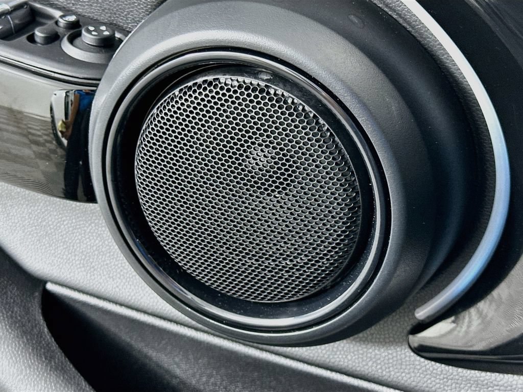 Used 2024 MINI Cooper S FWD image 19