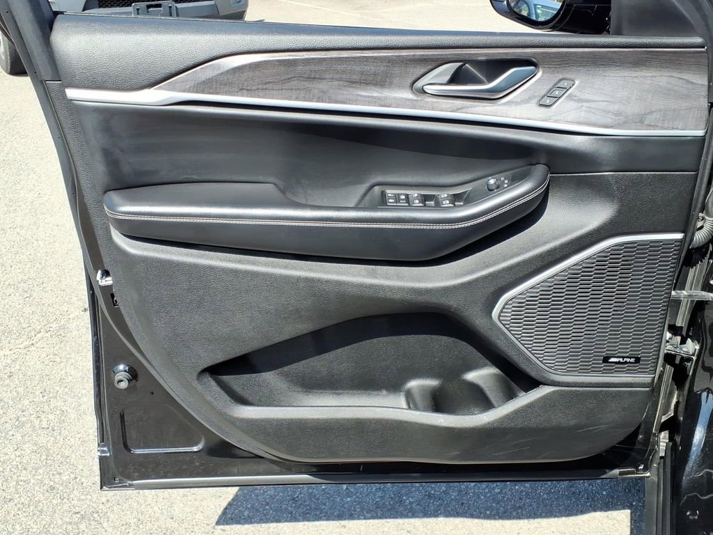 Used 2021 Jeep Grand Cherokee L Limited image 9