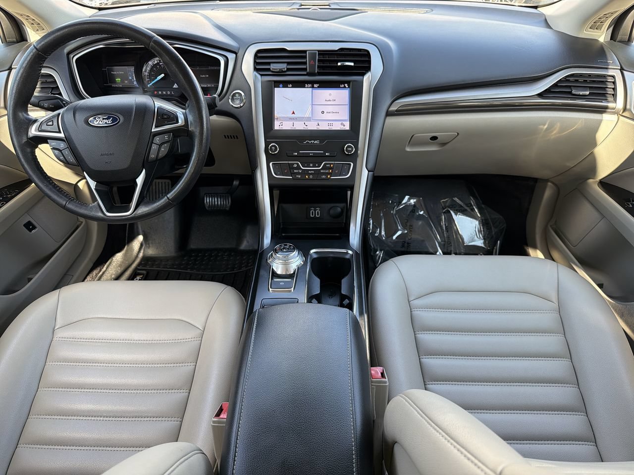 Used 2019 Ford Fusion SEL FWD image 12
