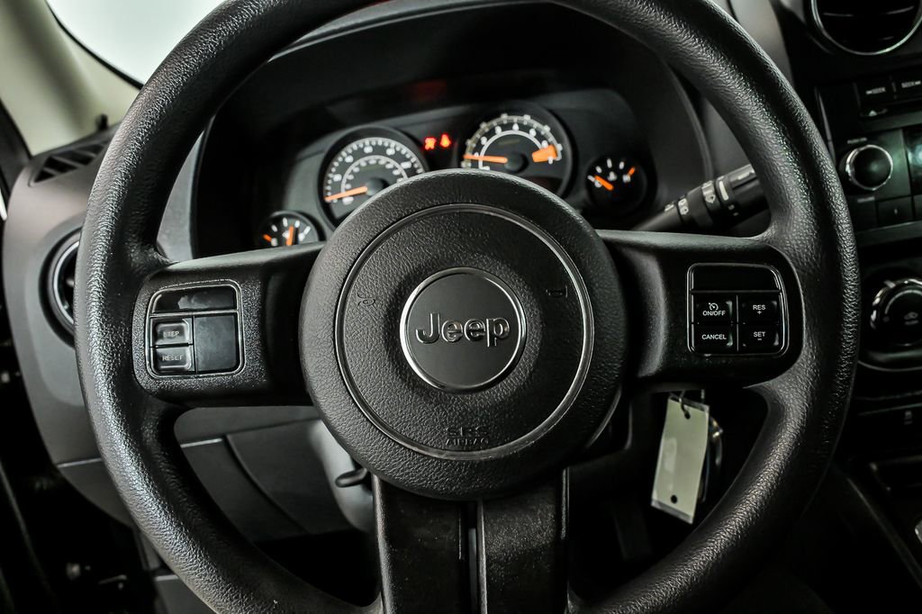 Used 2014 Jeep Patriot Sport w/ Power Value Group FWD image 18