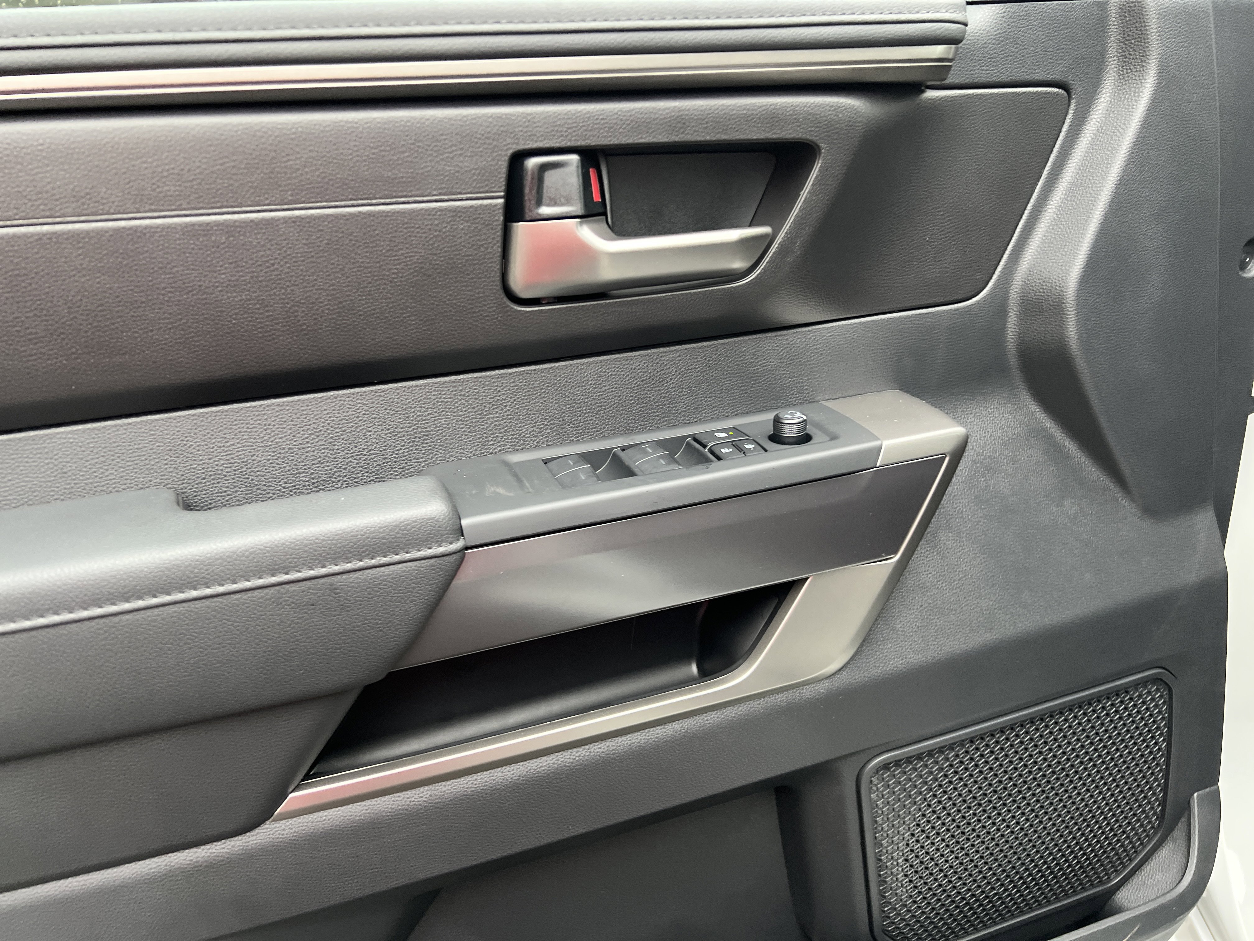 New 2026 Toyota Tundra SR5 image 10