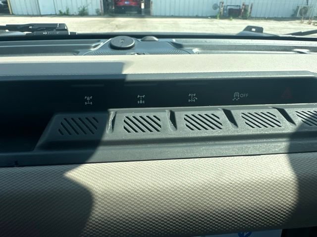 Used 2024 Ford Bronco Wildtrak AWD/4WD image 38