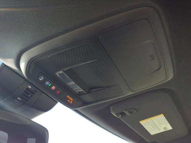 New 2026 Chevrolet Traverse LT image 19