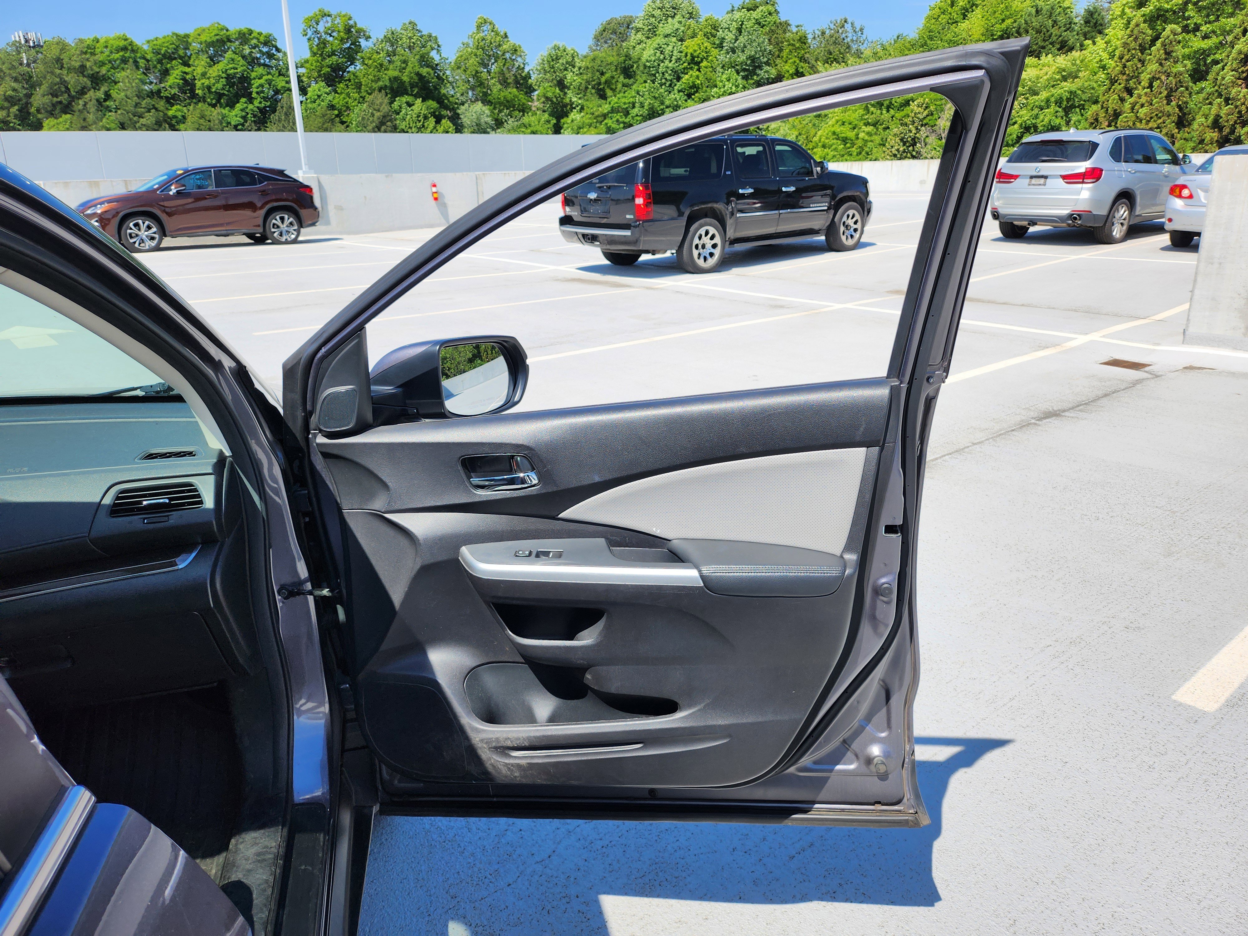 Used 2016 Honda CR-V Touring image 28