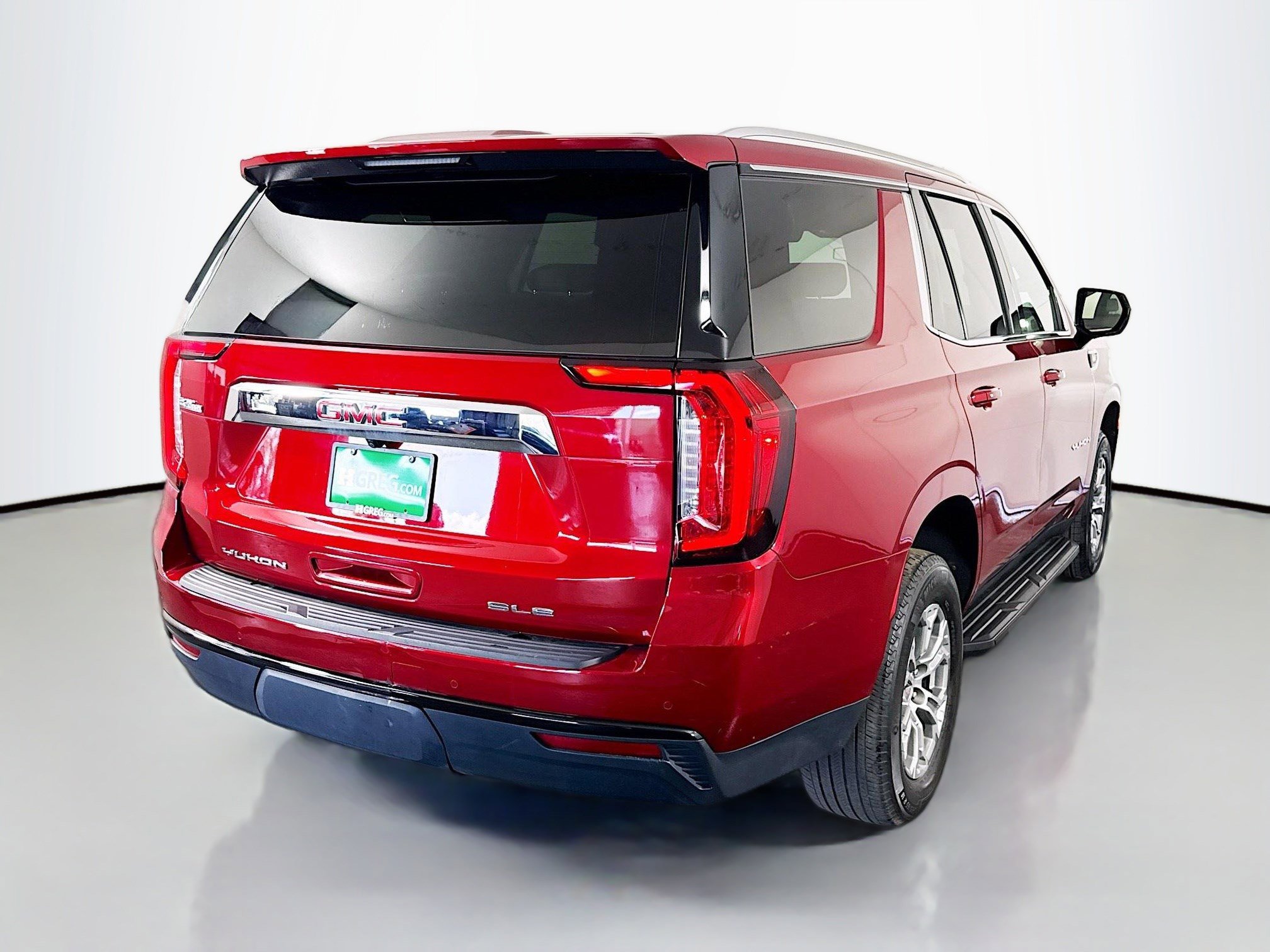 Used 2023 GMC Yukon SLE image 10