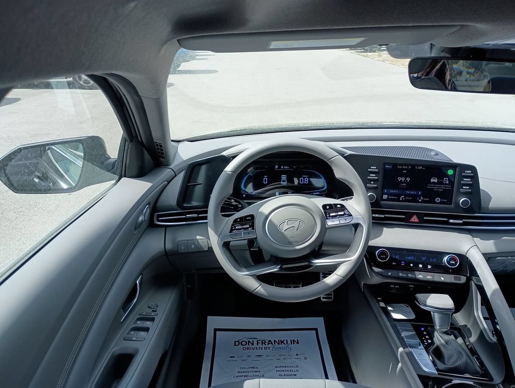 New 2026 Hyundai Elantra SEL Sport Premium FWD image 20