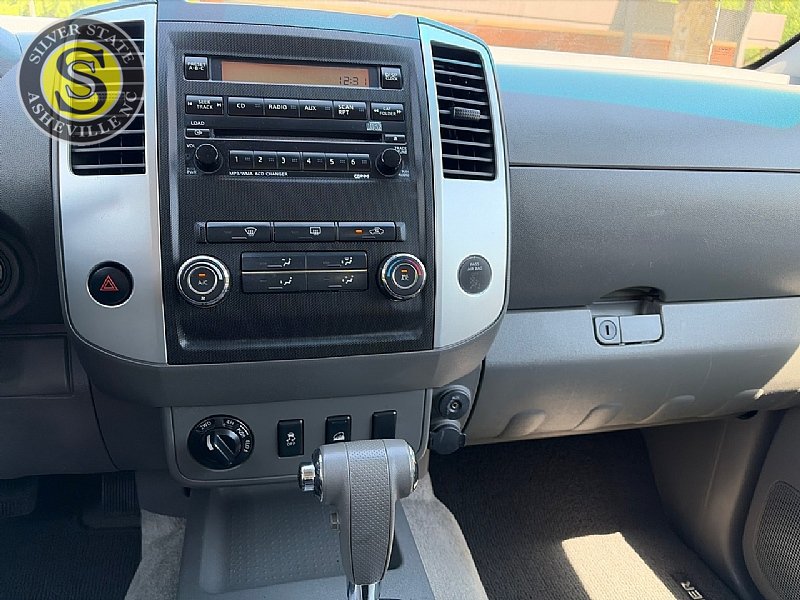 Used 2012 Nissan Frontier SV w/ Sport Appearance Pkg AWD/4WD image 20