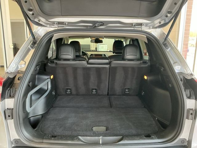 Used 2017 Jeep Cherokee Limited image 14