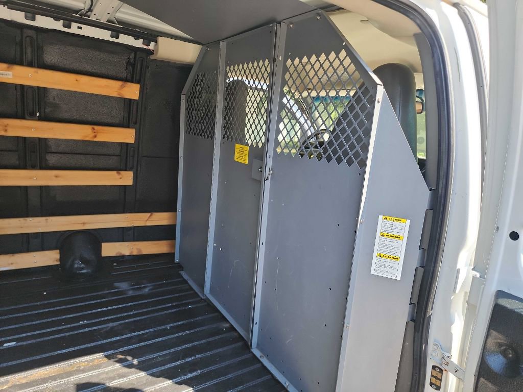 Used 2018 Chevrolet Express 2500 w/ Driver Convenience Package RWD image 35