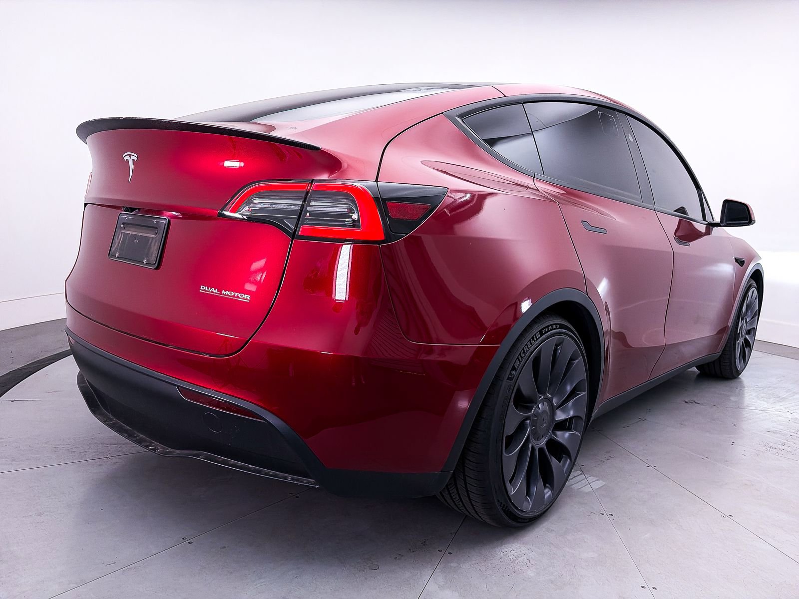 Used 2024 Tesla Model Y Performance AWD/4WD image 15