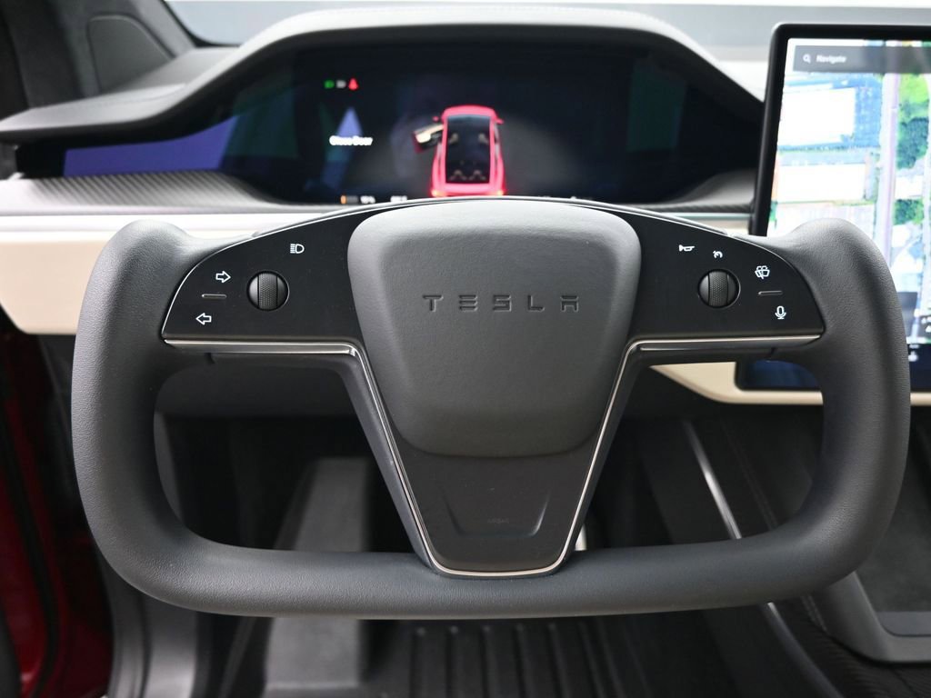 Used 2023 Tesla Model X Plaid image 28