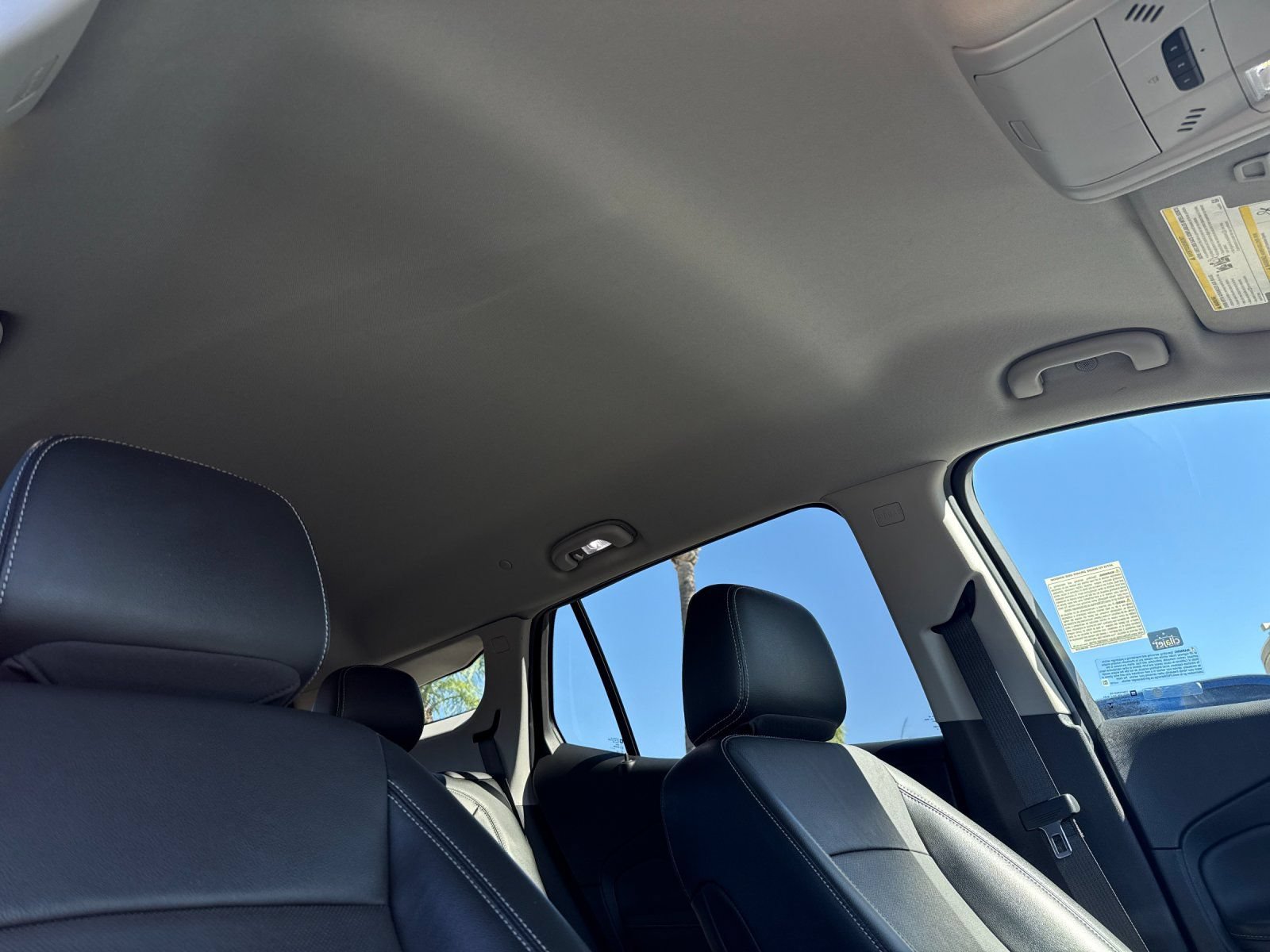 Used 2022 GMC Terrain SLT FWD image 16