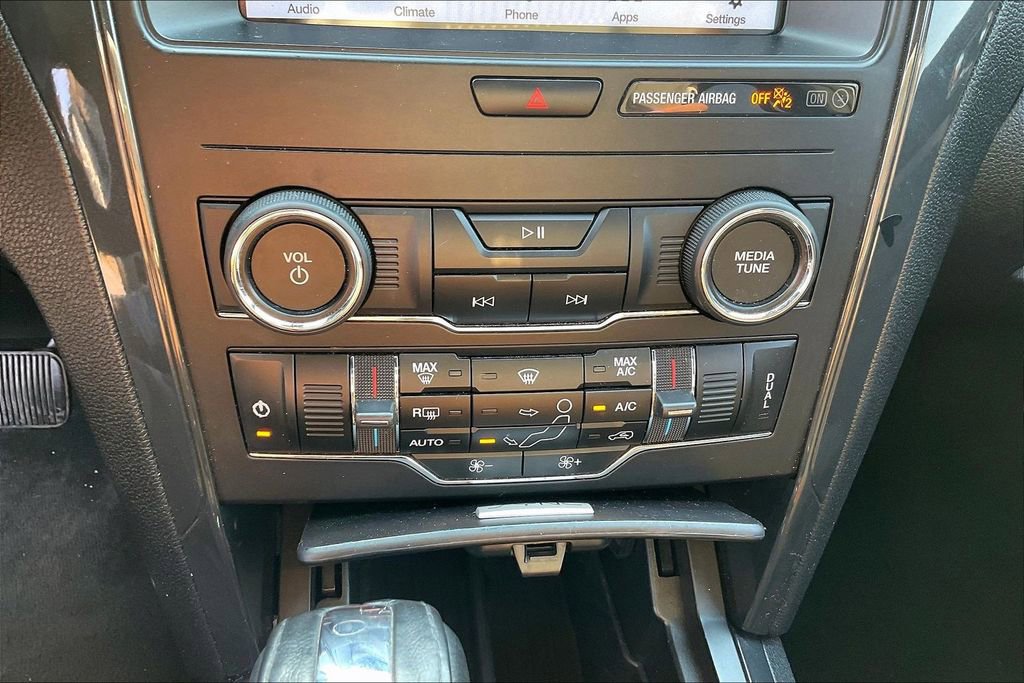 Used 2018 Ford Explorer XLT w/ Equipment Group 201A image 30
