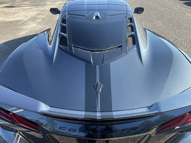 Used 2021 Chevrolet Corvette Stingray Preferred Cpe w/ Z51 Performance Package image 8