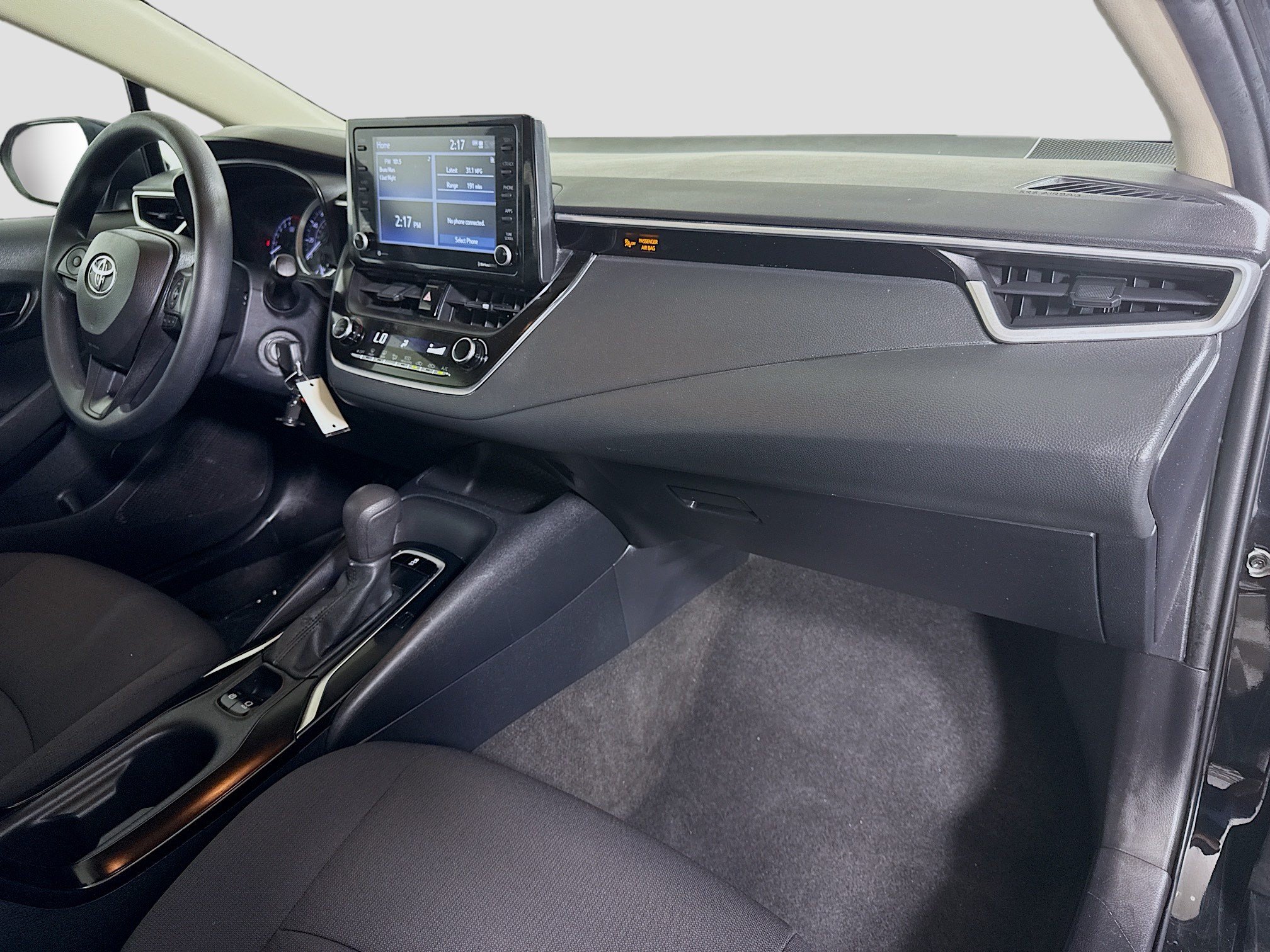 Used 2022 Toyota Corolla LE FWD image 29