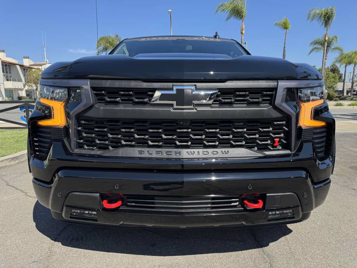 Used 2025 Chevrolet Silverado 1500 RST w/ Redline Edition AWD/4WD image 12
